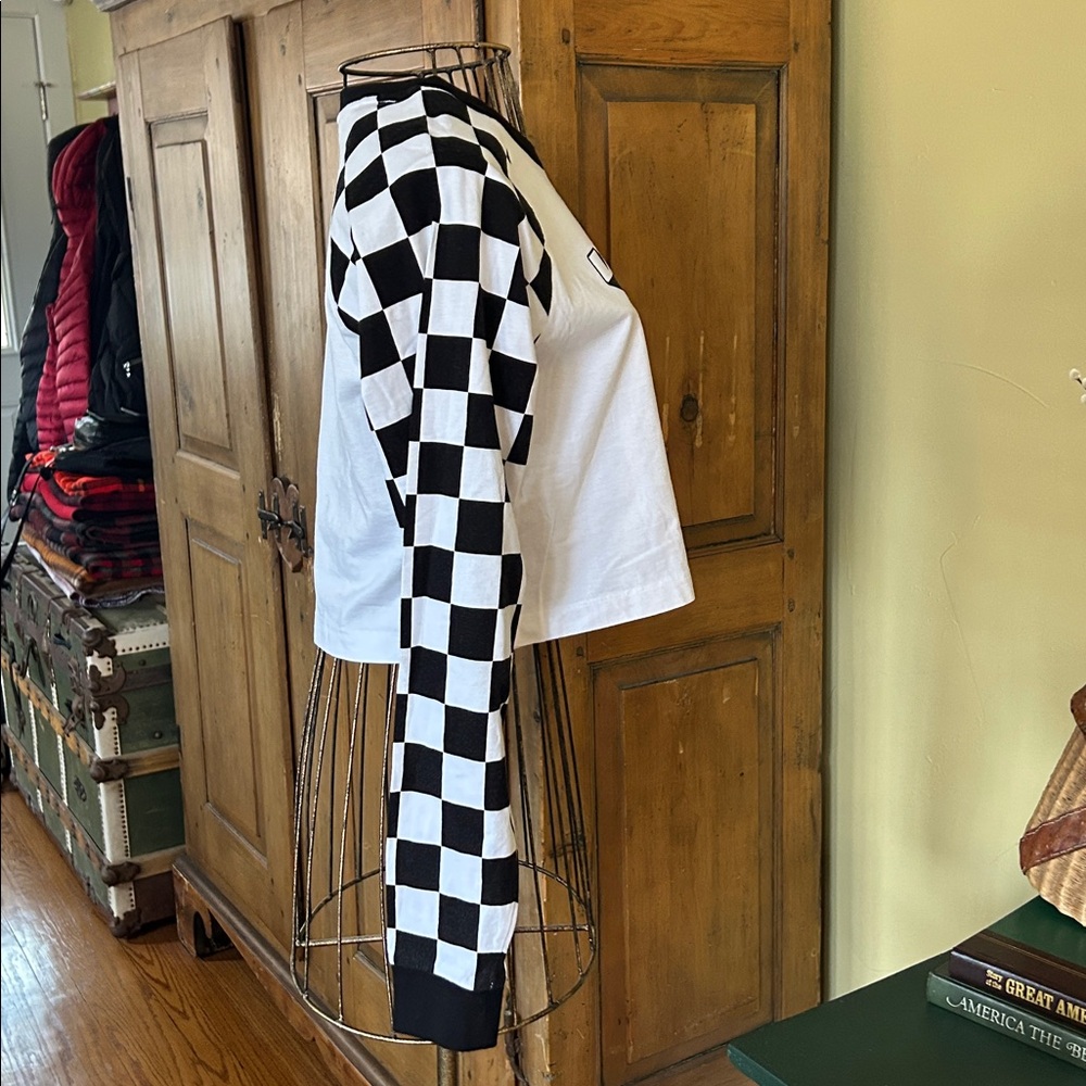 Vans White Cropped Long Sleeve with Black Checker Sleeve - Picture 5 of 7